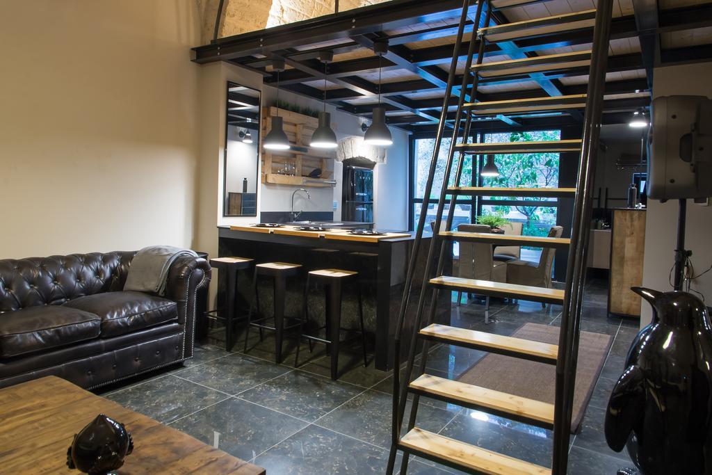 Cairoliapartment Бари Екстериор снимка