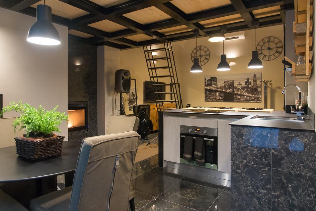 Cairoliapartment Бари Екстериор снимка
